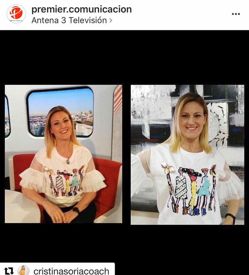 Mañana de actualidad en Espejo Público. Look de <a href="/premier/">premier</a>.comunicacion @pmallavia  @teriayabaroficial #espejopublico #actualidad #coach