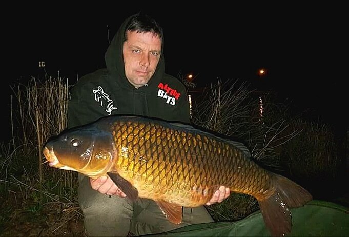 First time out with new test bait for team member Stephen Payne. Matching corkball popup fished over the top doing the damage