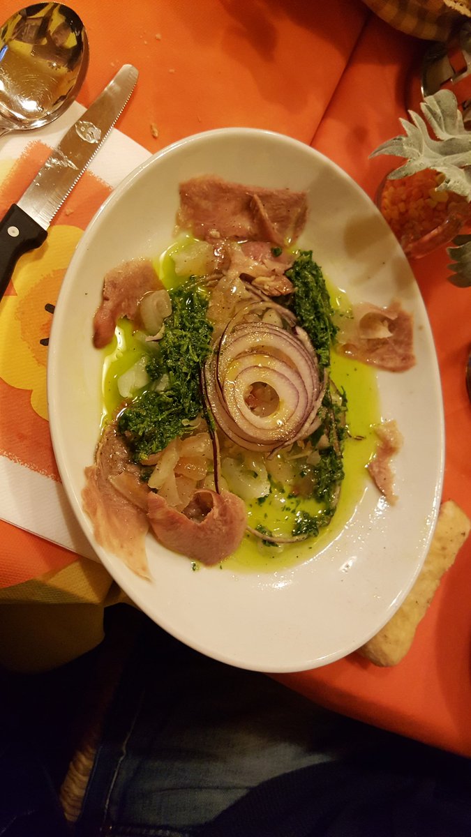 GiuDayLorDie's tweet photo. Cena vintage tra uomini prima parte !!!!
#ZuppaDelCarcerato #Bollito #Nervetti https://t.co/BIl3qr3YF8
