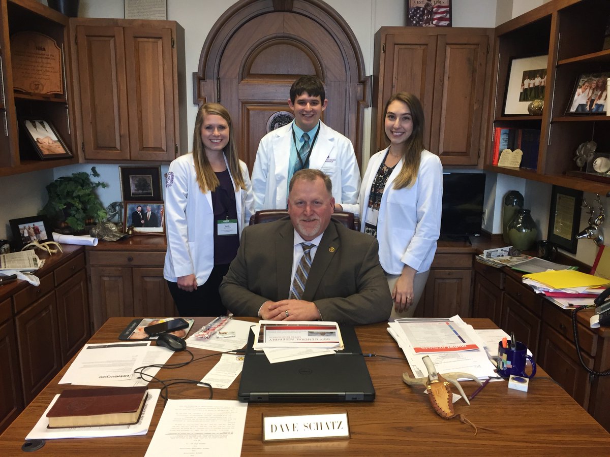 UHSPedu's tweet photo. #STLCOP students had a great time at @TheMPA's Legislative Day! (Photos via Emily Reinhold and Gina Mbachu). #MOleg #Pharmacy https://t.co/PiGGKZGZSN