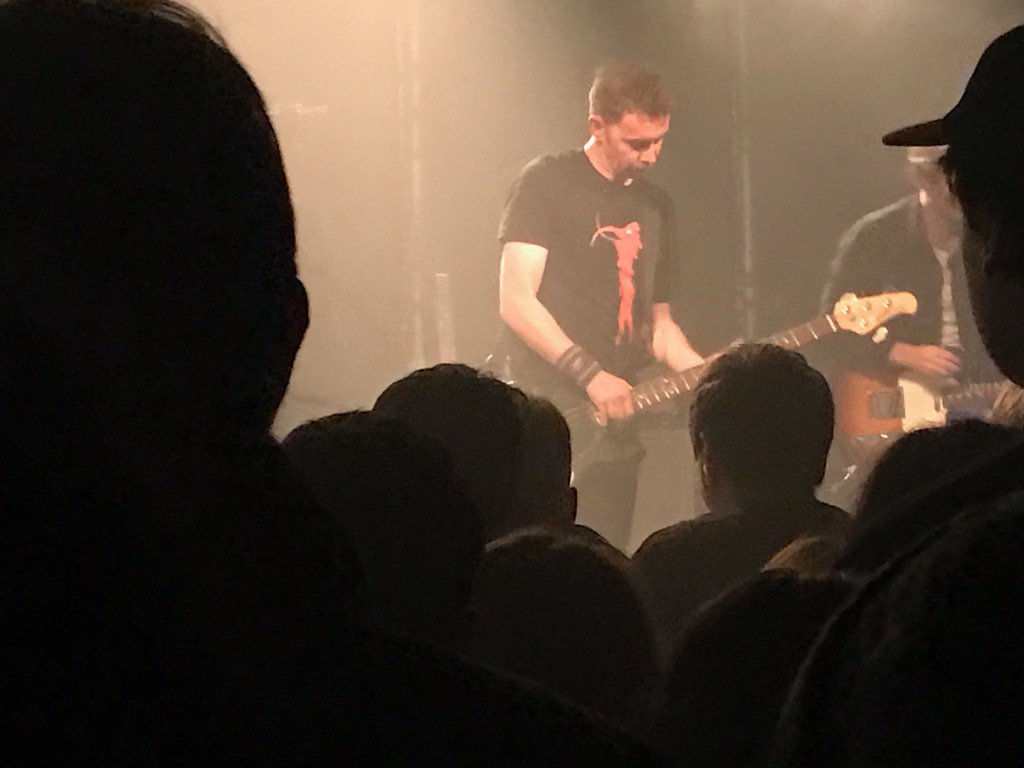 #slowdive #DepecheMode   Slowdive are walking in my shoes tonight !