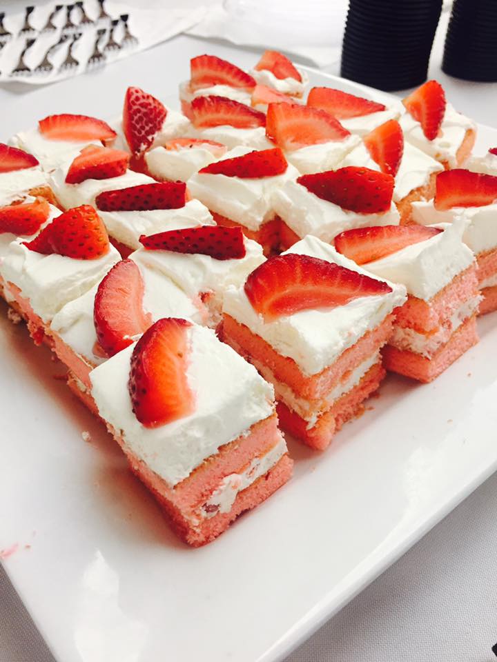 OakHillsED's tweet photo. Homemade Japanese strawberry shortcake from our kitchen @OakHillsMC was a hit at our 'Adventure Awaits' Event! #FrontierCulture https://t.co/nCMMGQgKCI