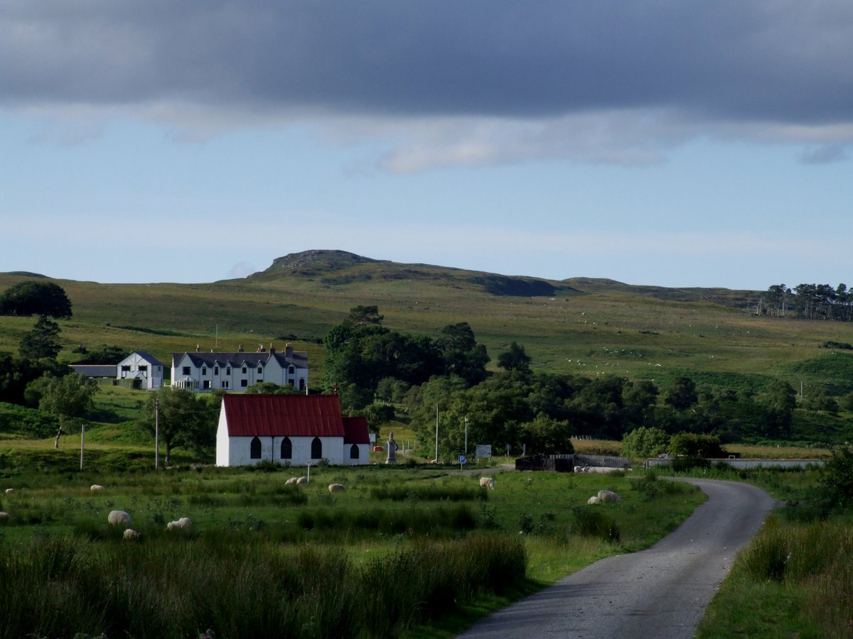CyclingStraths's tweet photo. A6 Syre is beautiful spot on the #StrathnaverChallenge #NC500 #Scotlandhour https://t.co/LRyrdhKcvA