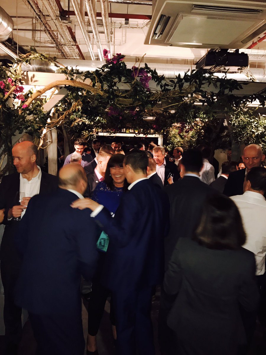 Waud Wines tweet media