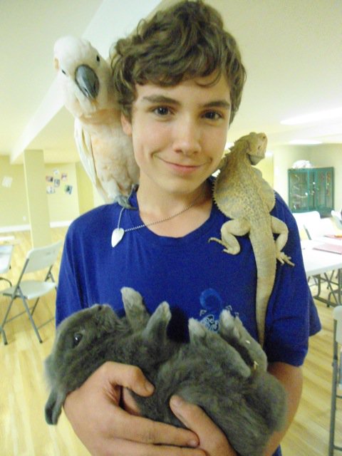 The Zoo Crew tweet media