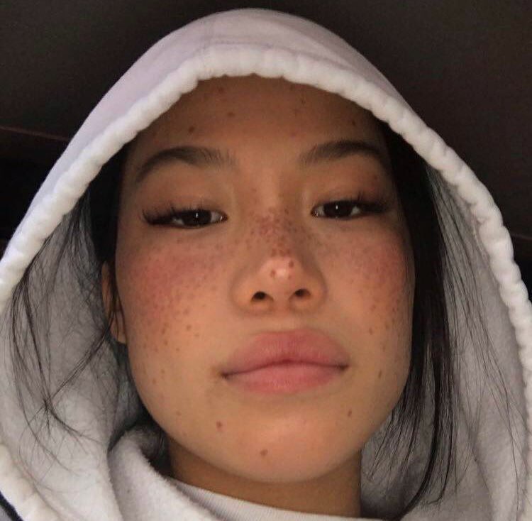 _fuckyouz's tweet photo. She's one of the most beautiful women I've ever seen wow. https://t.co/5h7hvj7i4n