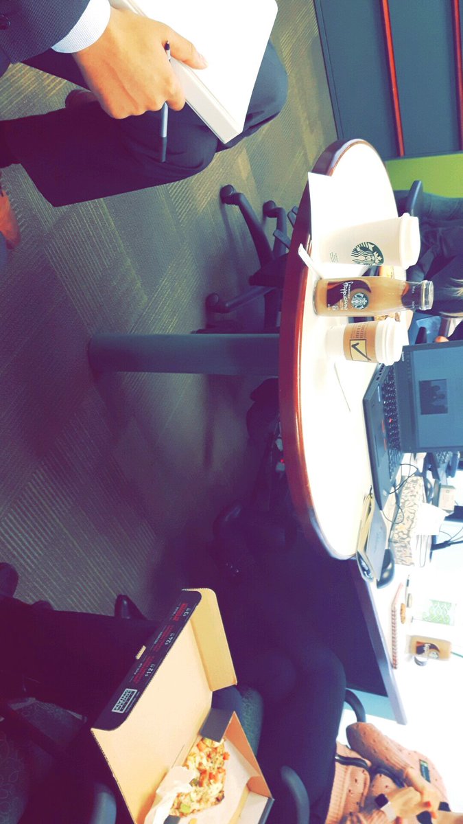Navid_TD's tweet photo. Who says meetings are not fun?!😊#CVNS #team743 #PACregion https://t.co/6cjaLB0umA