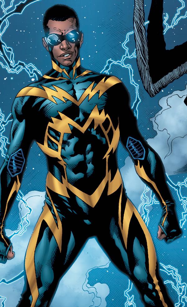 FIRST LOOK: Cress Williams suits up and brings life to Jefferson Pierce in The CW's Black Lightning pilot! #DCTV bit.ly/2nktFEx