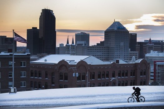 HeartAssocMN's tweet photo. State report finds cycling in #Minnesota creates thousands of jobs and cuts health-care spending. https://t.co/JT6MWYkqAQ #BikeWalkMN https://t.co/FUGdI4qnzD
