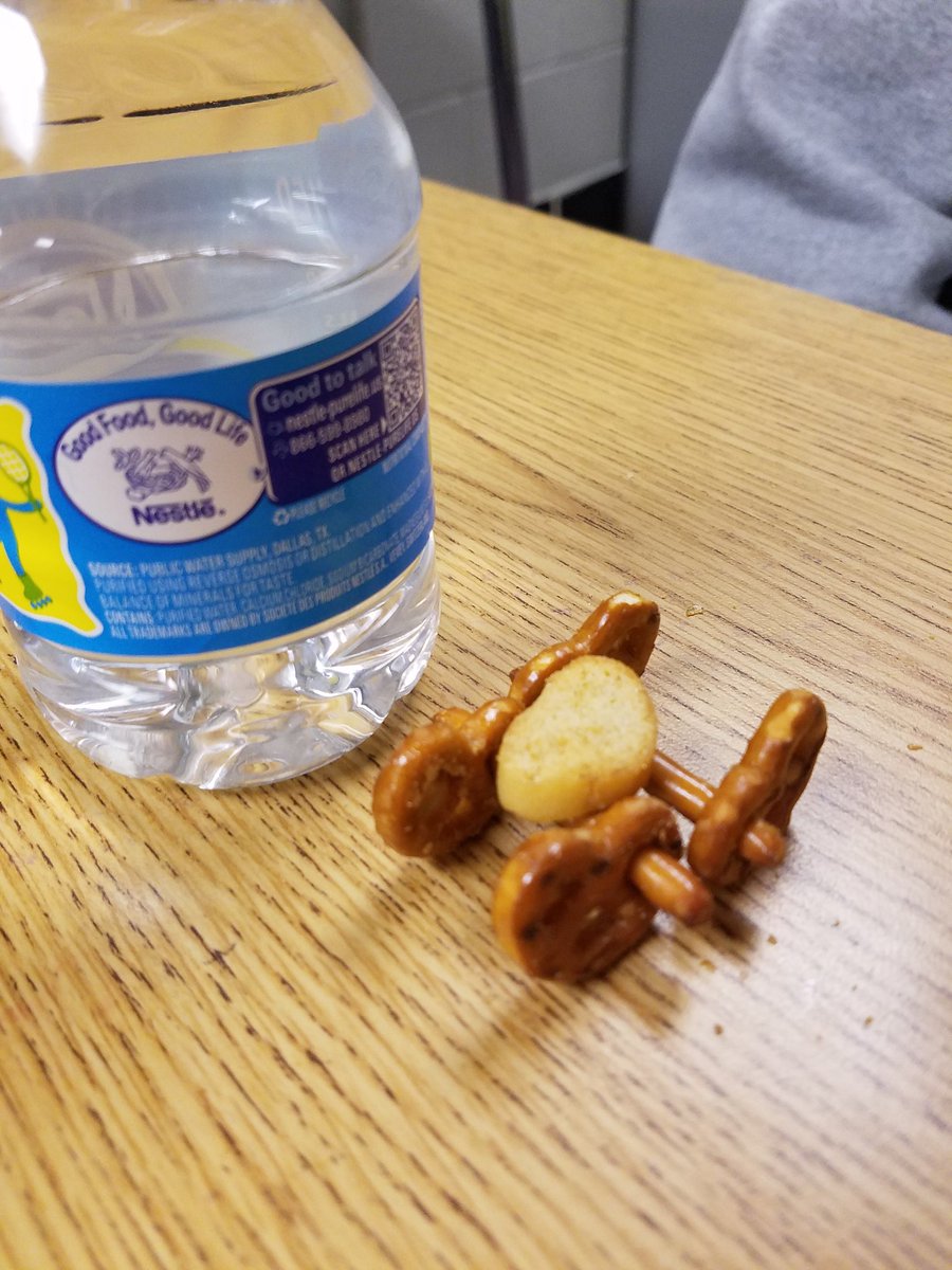 sheilabmcaninch's tweet image. Watch out! Future engineer! #staarsnacks #beyondthetest #feedthemind