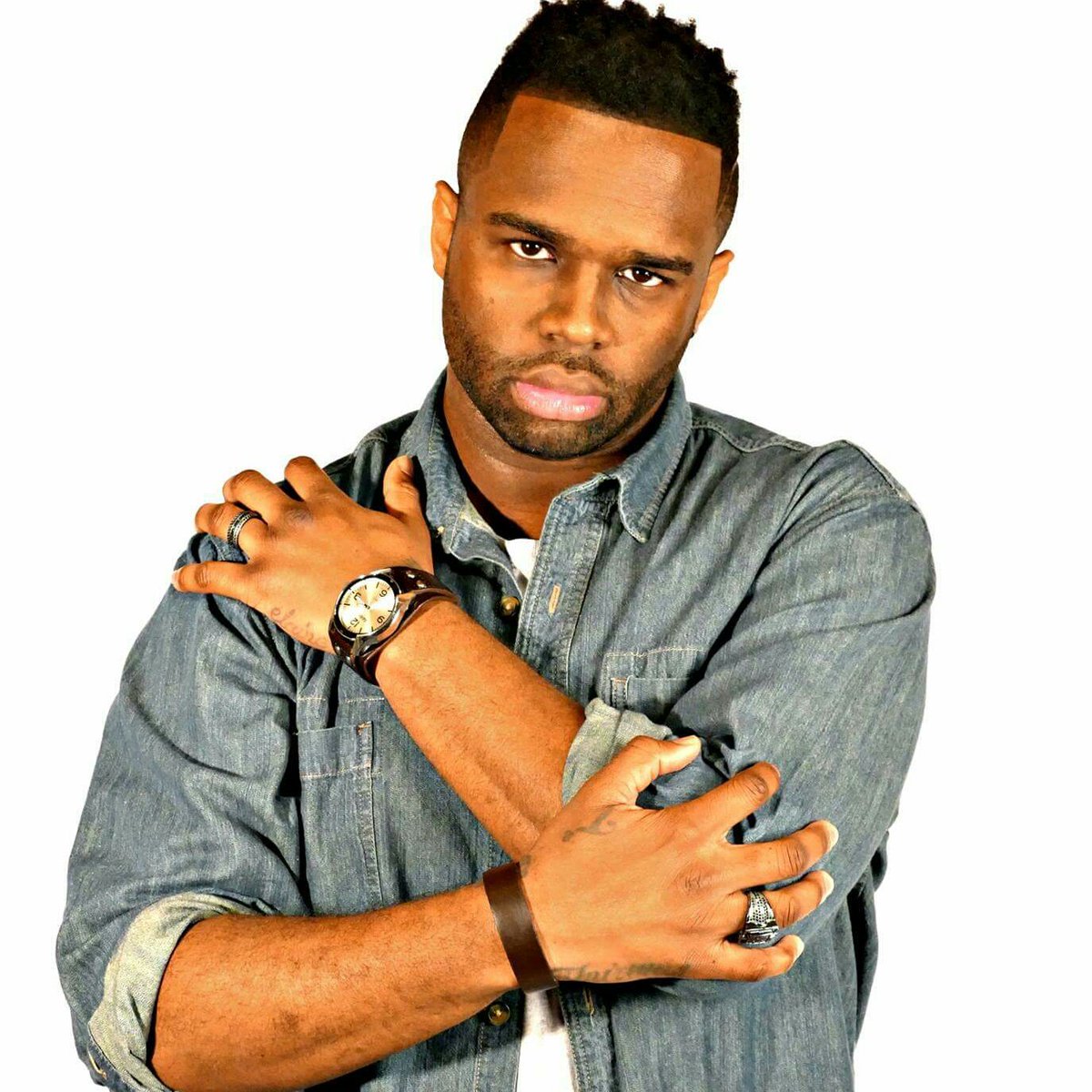 TBTII's tweet photo. Download my album "911...Save Me!" On iTunes, Amazon, and Google Play Now!!!
#TBII
#911SaveMe
#Chapter32
#FreshStart
#Yep https://t.co/ZLFVqaK5sH