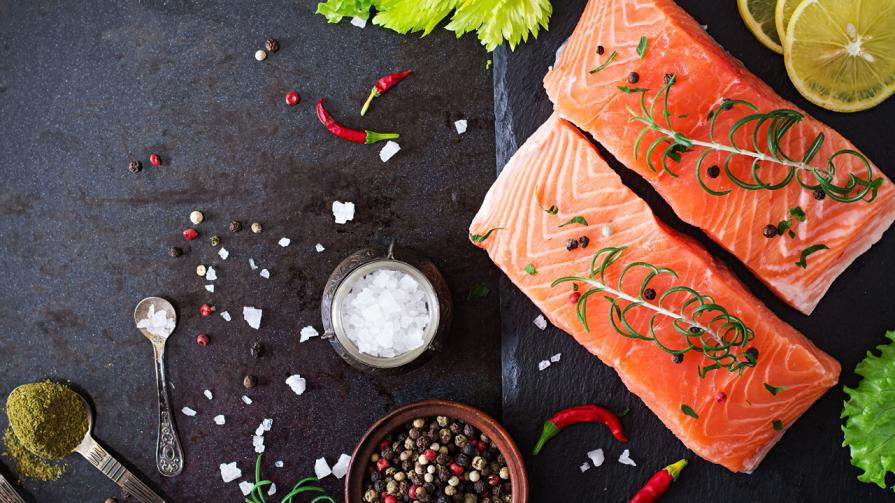 MensFitnessX's tweet image. The 2-week nutrition plan to build huge amounts of strength: ow.ly/LI3z30anEm3