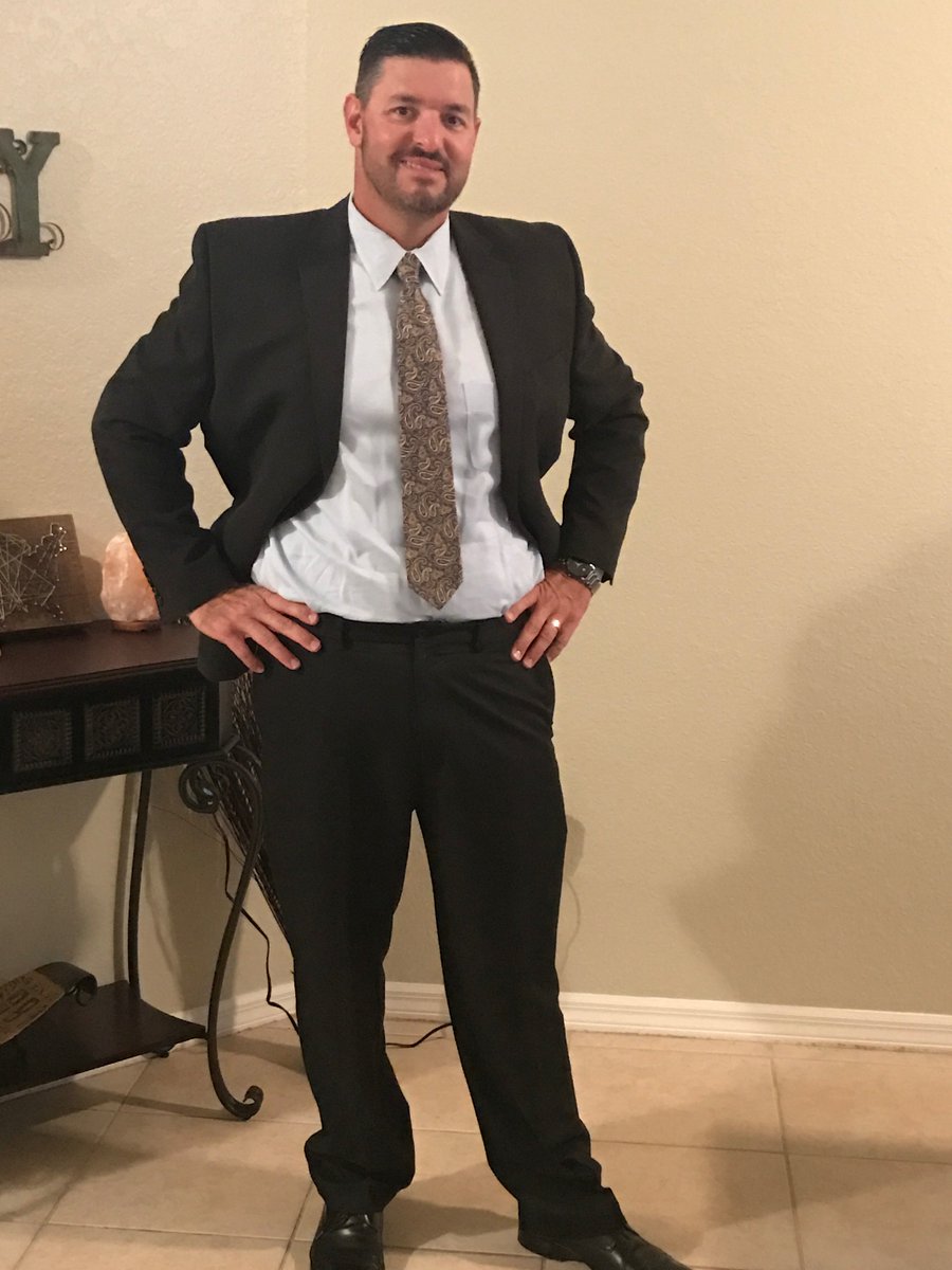 BHoepker's tweet photo. Loving the confidence!! Time for a new suit!#transformyourphysiq https://t.co/tV5CfNPlzB