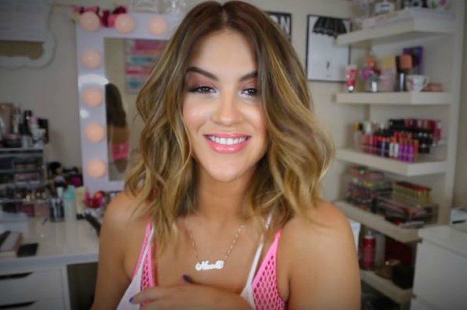 OfficialMakeupT's tweet photo. Fast-forward to #Summer2017 please! Create stunning wave even with your #ShortLocks! π https://t.co/e8A5IzYvxJ
#HairGoals https://t.co/mnHlcsMwzk