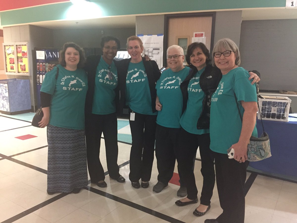Charles Drew ES teams up to hire for excellence at the job fair!