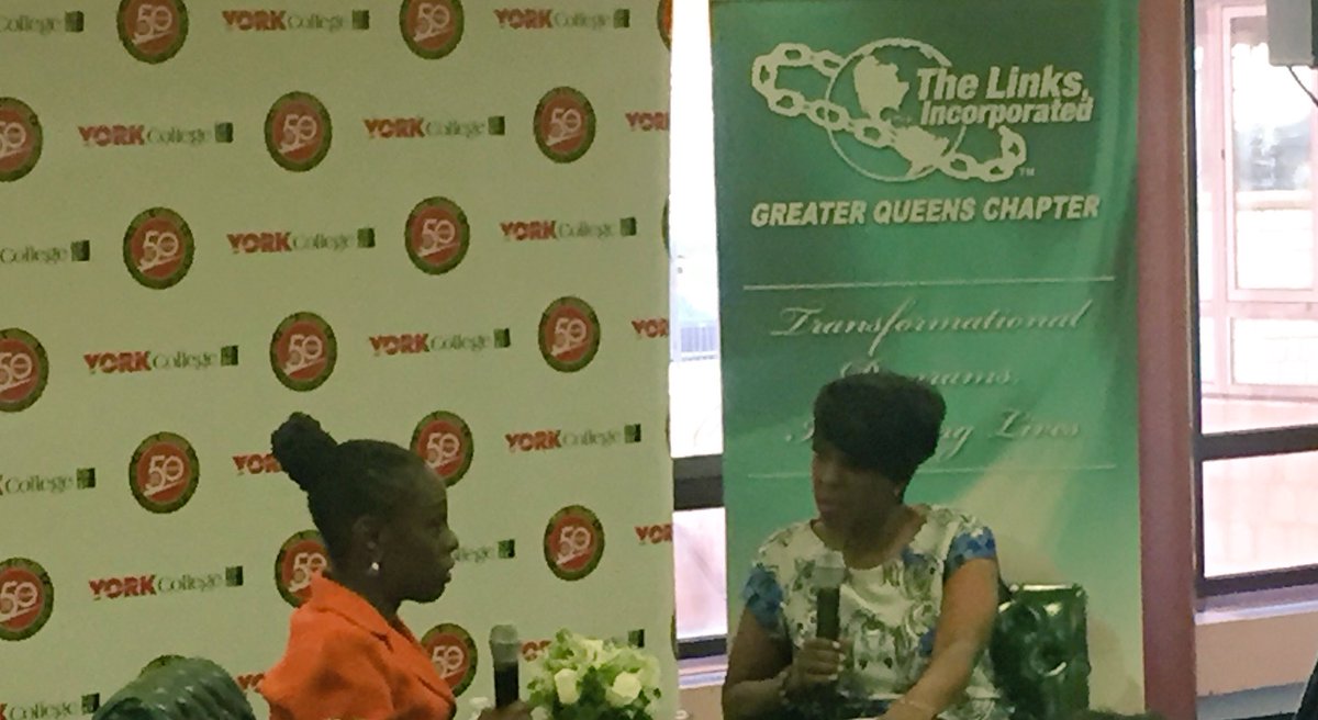 KDente27's tweet photo. New York Ones anchor women Cheryl Wills interviewing New York City's First Lady read more at https://t.co/w1YjEyNOL5 #yorkjournalism https://t.co/0lkYWHTxe3