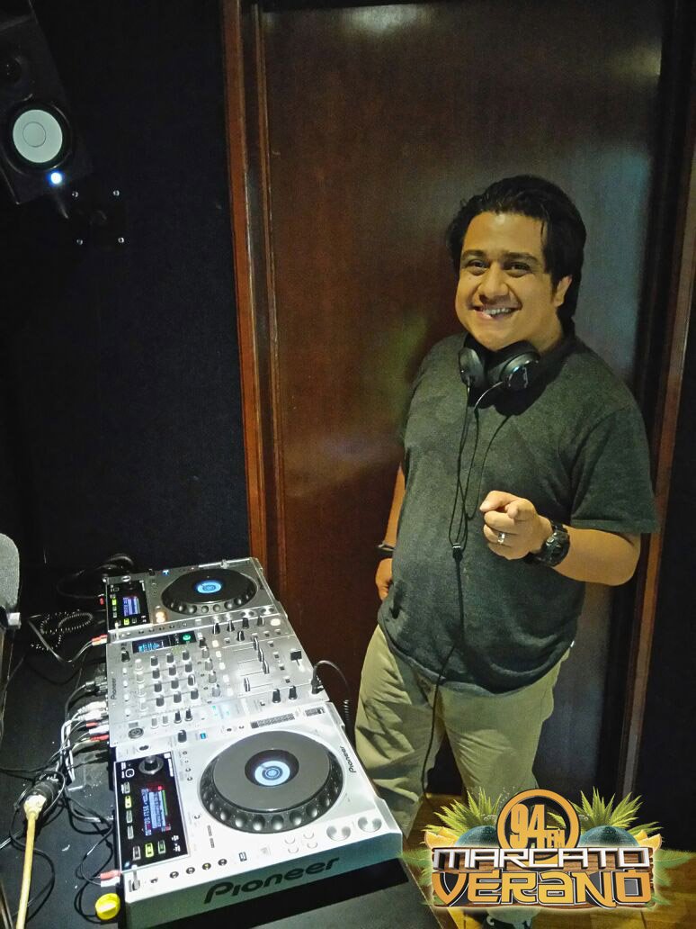 lamarca941's tweet photo. Hoy en @electrospace94 nos acompaña @MasterFad3r como Dj invitado por La Marca 94.1 FM https://t.co/ShPXR2pbDt
