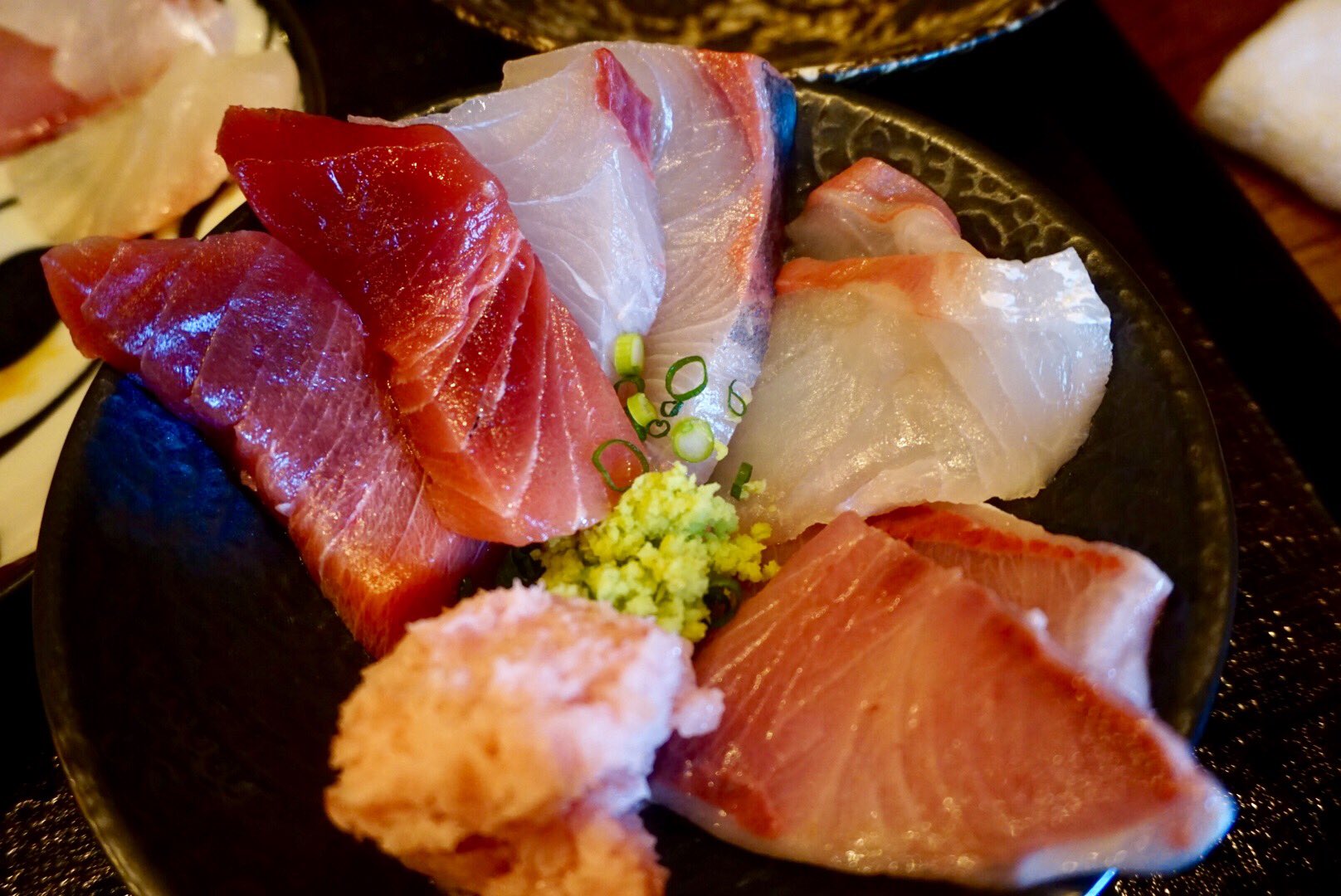 へんグル 矢崎 プリンマップ公開中 寿司 刺身食べ放題 神田 音次郎 のランチは40分間 寿司と刺身を食べ放題で1500円だった 新鮮でいろとりどりの刺身と神田の寿司職人が握った寿司を食べれたよ このクオリティでこの価格 マジでバグってる