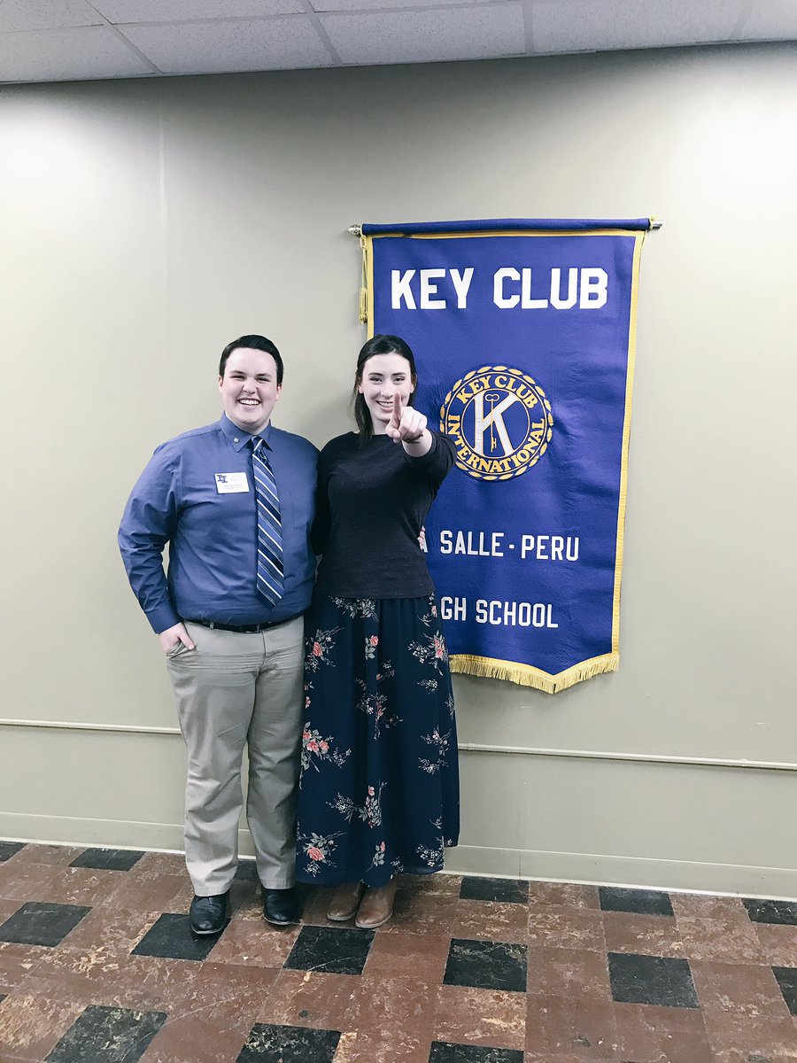 jdutk00's tweet photo. okay but this club and pres are all an ltg can ask for in life tbh😍🗝🗝 
#KeyClubbersBreakTheInternet #iikeyclub #servicewithasmiile #keyclub https://t.co/lxecKiILAu