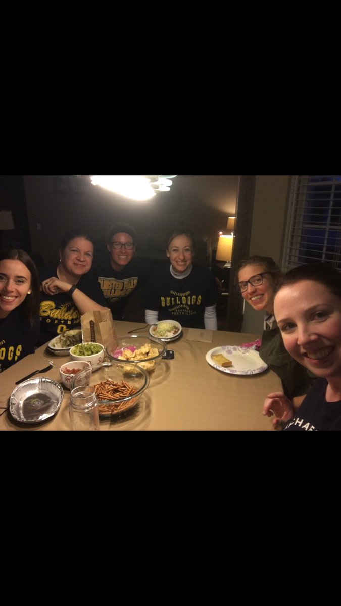 ofvolleyball's tweet photo. Celebrating the @ofsoftball big win against Westlake tonight! @OF_academicteam @OFHelpingHands @ofvolleyball #ofgolf https://t.co/oIat7EvYLa