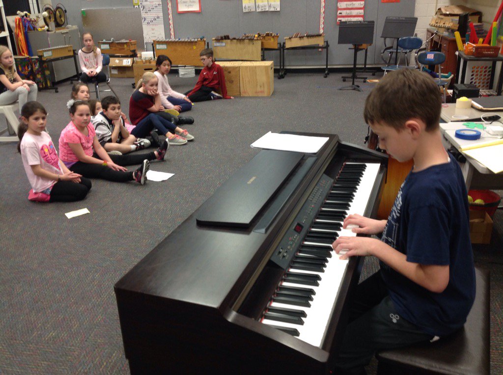 ILESMusic's tweet photo. Terrific ending to our Music In Our Schools Week performances. Than you, third grade!  #rtmindianlane https://t.co/WKuYKIAjQb