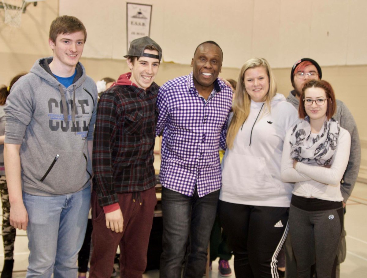 99laurap's tweet image. So '96 olympic gold medalist @BrunySurin came to our school today ☺#gradpic #goals