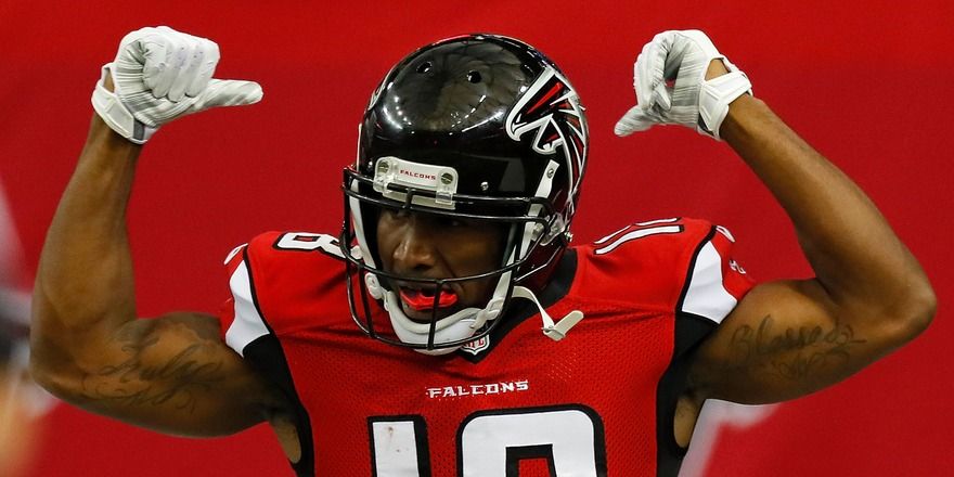 PFF's tweet photo. Taylor Gabriel's 141.7 WR Rating was tops in the NFL last season.

Matt Ryan's stats when targeting Gabriel: 44/60, 750 yds, 6TDs, 1INT https://t.co/YAKWnJP8ge