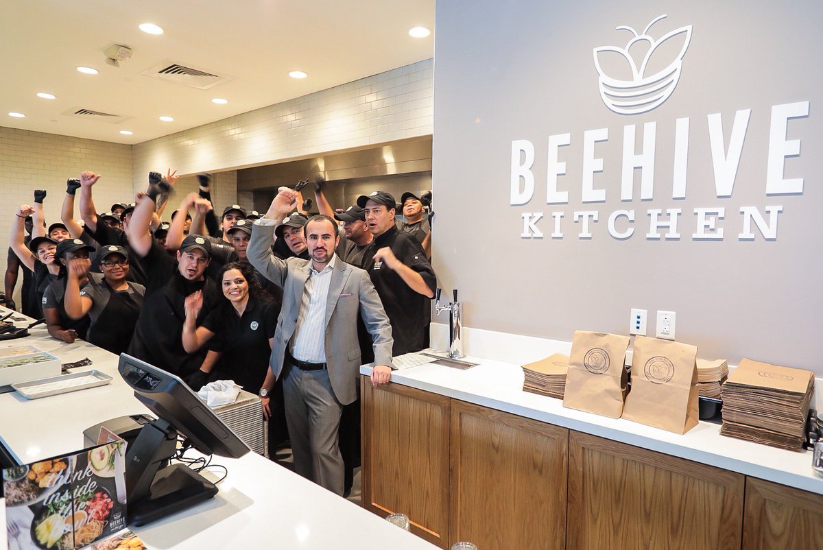 beehivekitchen's tweet photo. The #BowlBuzz? We're officially open!🎉Thanks to everyone for welcoming us to the community w/ an huge turnout &amp; hungry bellies🍴🐝#Buzzworthy https://t.co/PEyFulw0AW