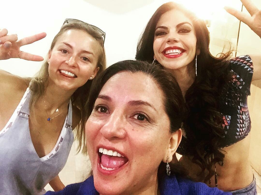 Boyerticas's tweet photo. Que bonito es celebrar momentos especiales con dulces Sonrisas
Gracias por compartir✌😉
#Isolet #Zaide https://t.co/moufnaxLJd