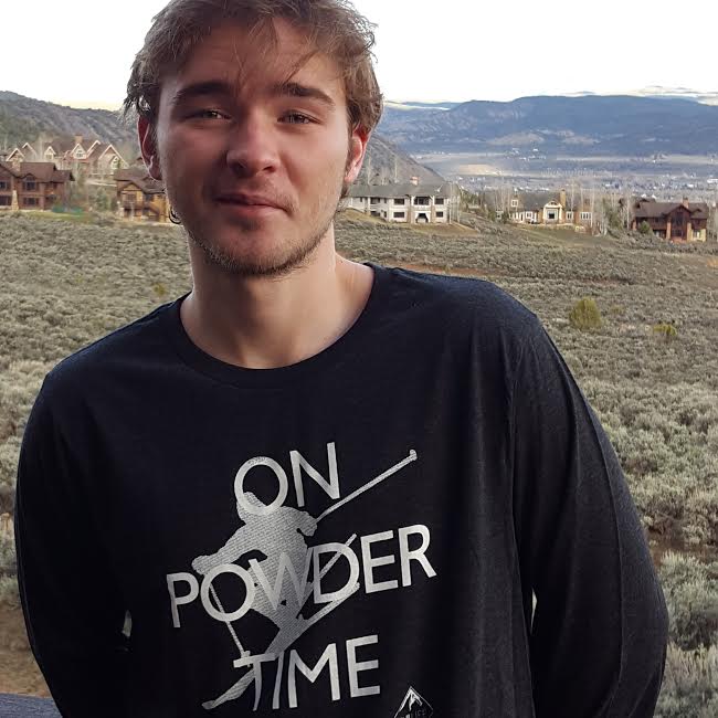 4" of fresh spring snow... Are YOU on powder time like this guy?? Make sure you're ALWAYS on powder time! coloradolife365.com #vaillife