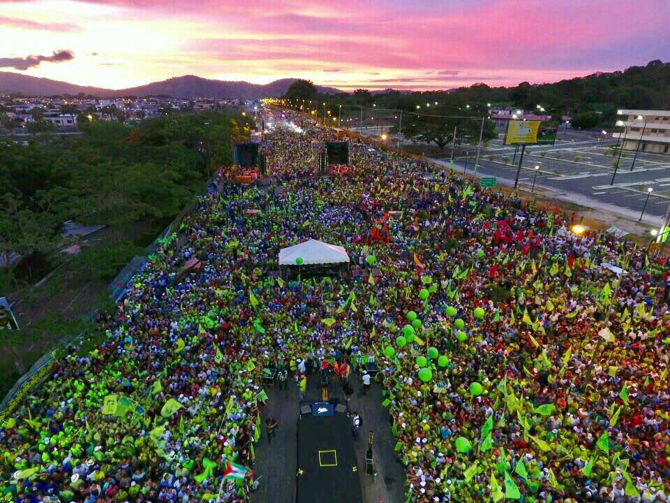 VamosLenin's tweet photo. Manabí recibe a @Lenin ¡Este domingo demostrará otra vez su decisión firme por un Presidente que gobierne para todos! #ManabíVotaLenín https://t.co/aHwaLRuKQ3