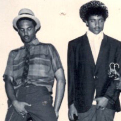 thedowdjones's tweet photo. Friends since 7th grade... first band together... 4 LP's, 3 EP's and lots of international touring with @FishboneSoldier ... next up.... https://t.co/BRVF1iN4VL