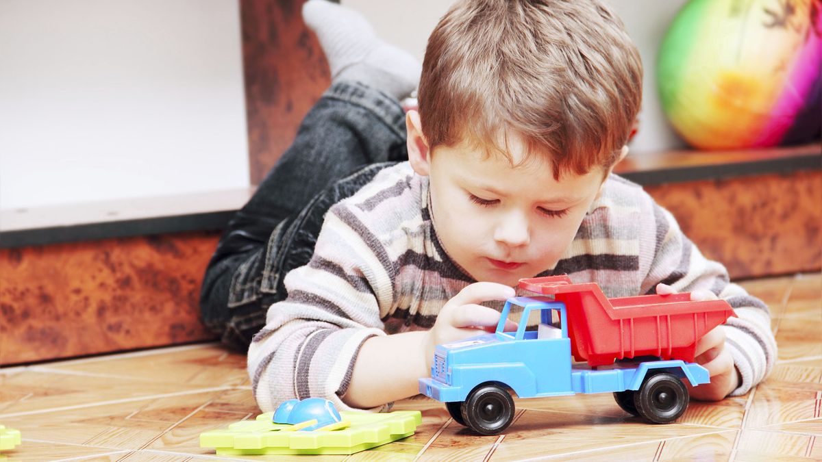 TheOnion's tweet photo. Child Entertained For 5 Minutes By Plastic Toy That Will Take 1,000 Years To Biodegrade https://t.co/fFzEDenm6Z https://t.co/RJgVbCAHiL