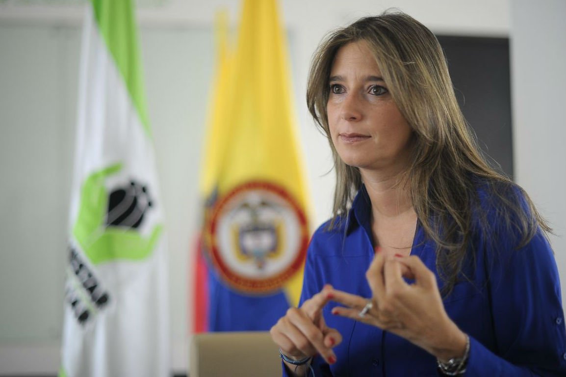 elespectador's tweet photo. Directora del ICBF pide que Rafael Uribe cumpla toda su condena y que no obtenga rebajas. https://t.co/d2uOrpQK1P https://t.co/NPGkzQ45NU