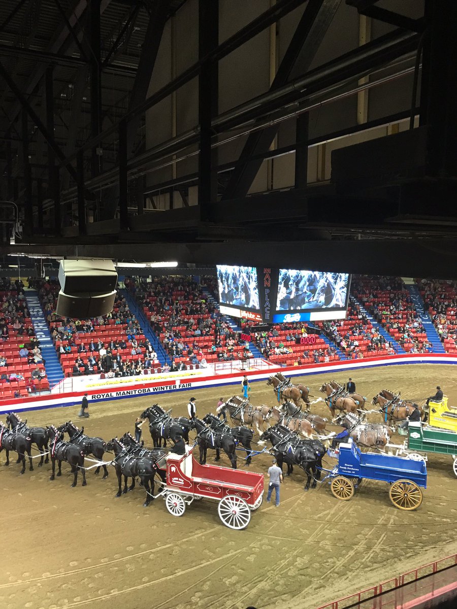 _djvolume's tweet photo. Some more live entertainment for in the main arena at the #RMWF !!! Day #3 https://t.co/hAsrHNWOcR