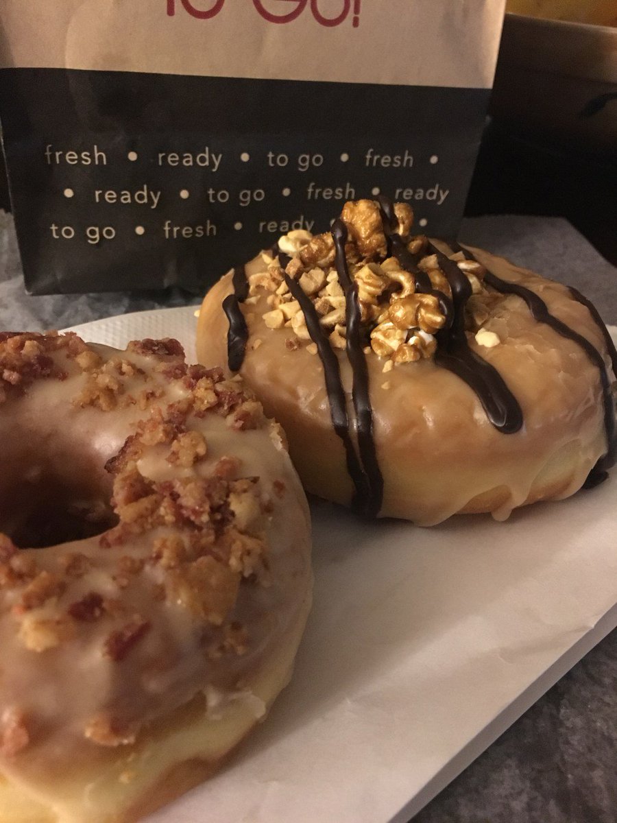 KrishaunJanay's tweet photo. Foodie https://t.co/nFZBu0uUsp https://t.co/keGY1ErzoU