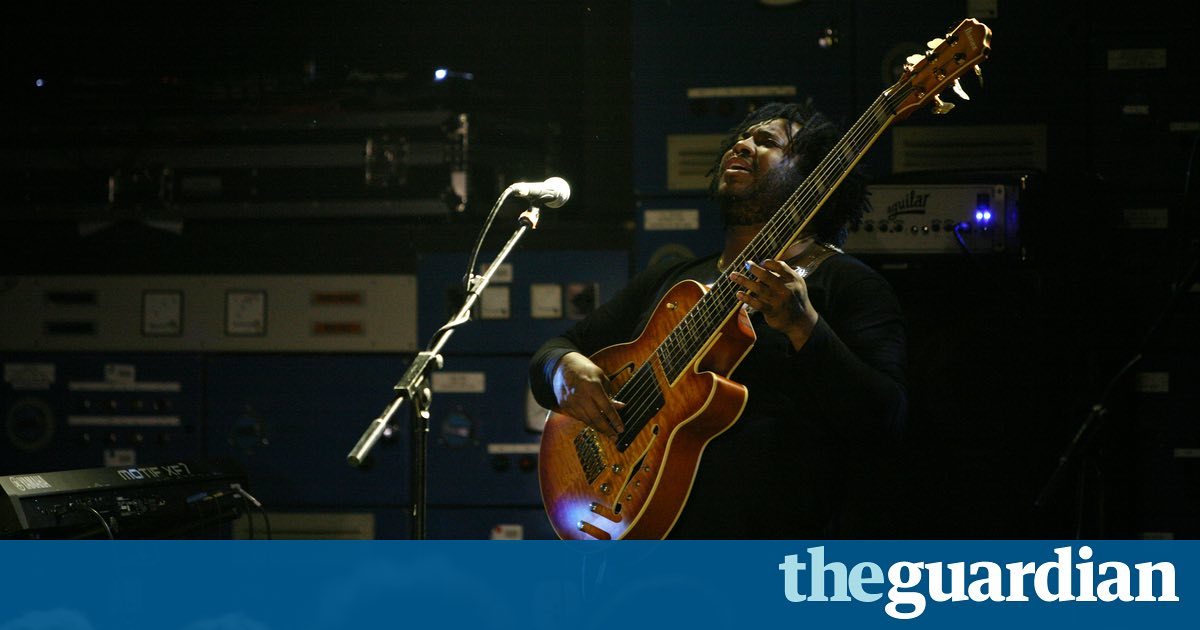 cool_raines's tweet photo. Thundercat review – adventurous ace of bass
https://t.co/tiF4TnUVGR https://t.co/LgDAZI9n2U