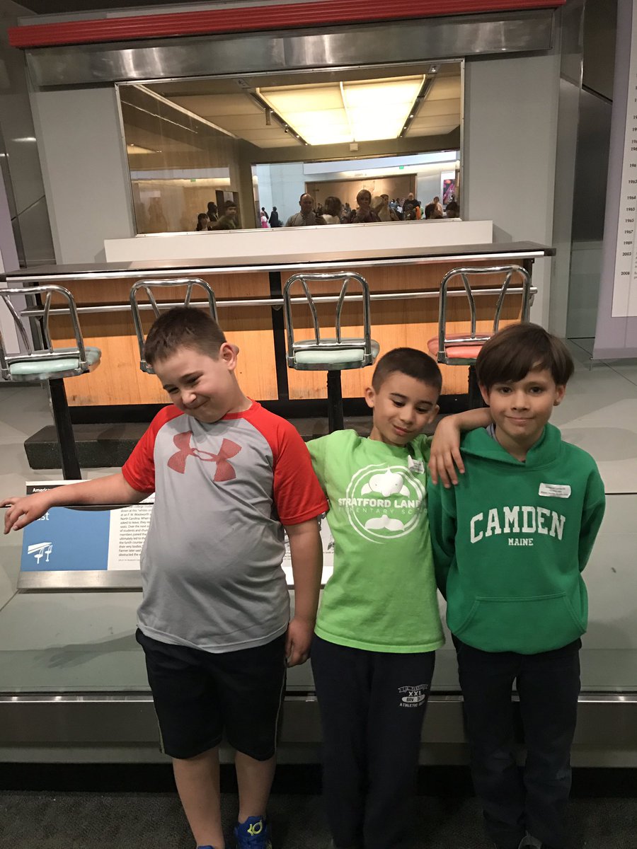 holiveoil's tweet photo. We had so much fun yesterday at the American History Museum! https://t.co/ea74agccrJ