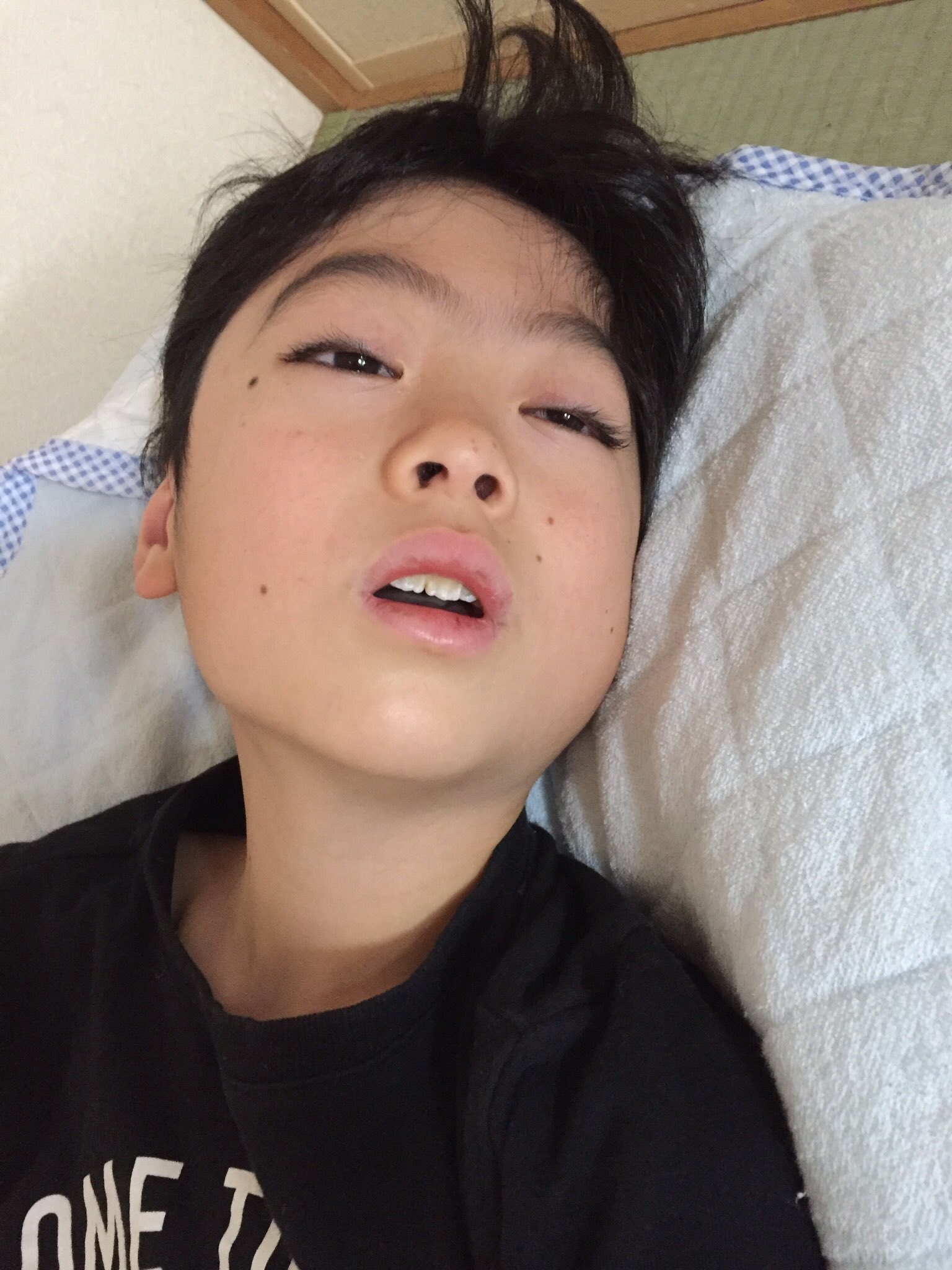 赤ちゃん 目 を 開け て 寝る Wia Club