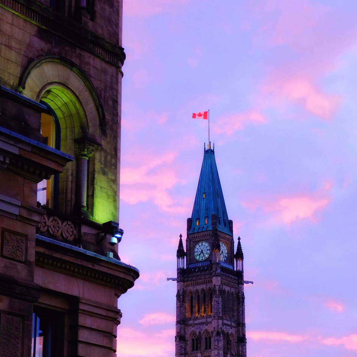 love_ottawa's tweet photo. It's a pretty proud year to be in Ottawa! @ottawa2017_fr @2017ottawa #Ottawa2017 https://t.co/jiBDjVzJWU