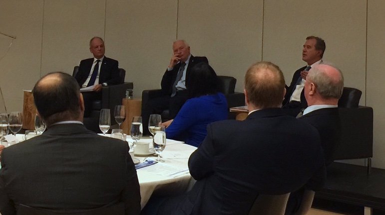 Did you know 2 Canadians invented the Light Bulb? @Ingeniousbook
At dinner with the authors, <a href="/GGDavidJohnston/">Rt. Hon | Très hon. David Johnston</a> and Tom Jenkins <a href="/opentext/">OpenText</a>