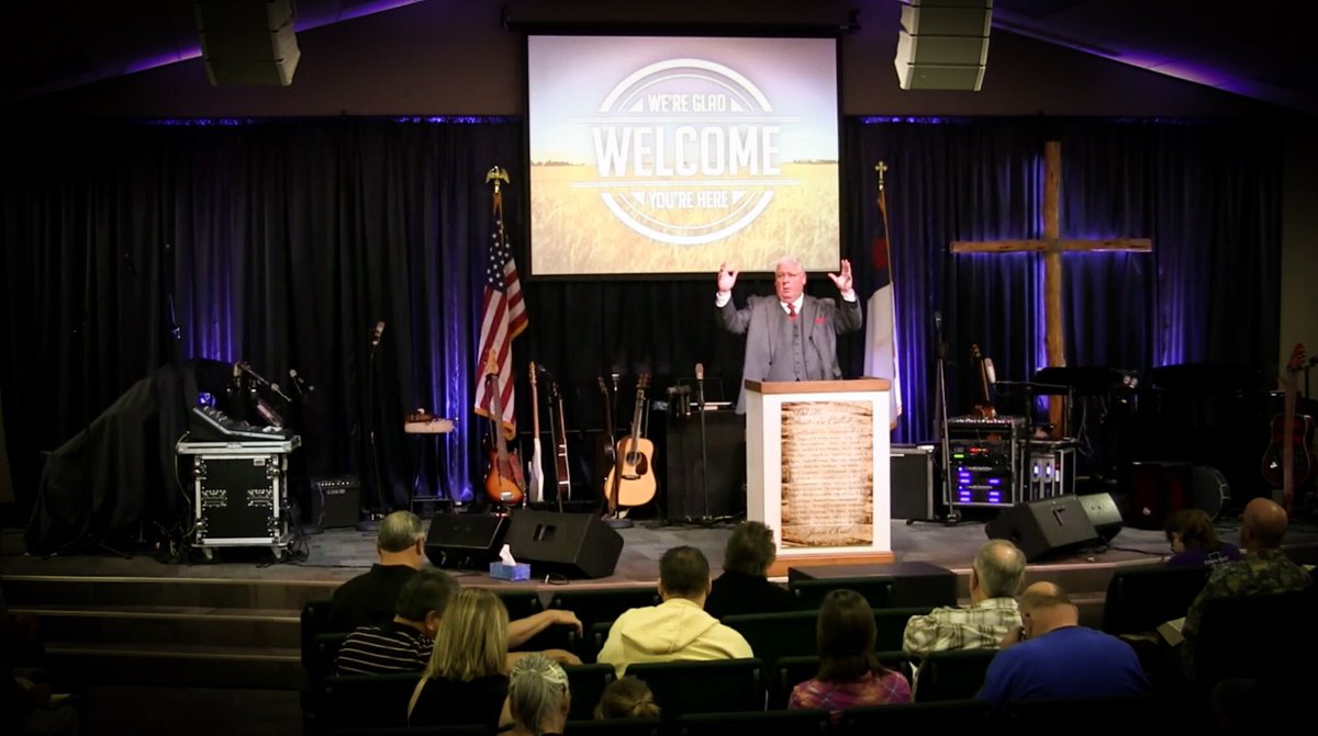 tebc's tweet photo. "God says I'm going to use the weakness of your life to display my strength" -Ronnie Barefield #REVIVAL #tebc #towneastbc https://t.co/01vykFH6sO