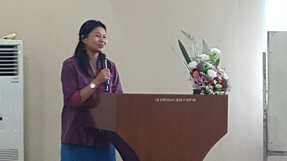 jurnalperempuan's tweet photo. @GadisArivia1: Mudah2an #JP92 #PerempuandanKebijakanPublik dpt bermanfaat utk kita semua. #PPJP92 https://t.co/AxLWn1aznm