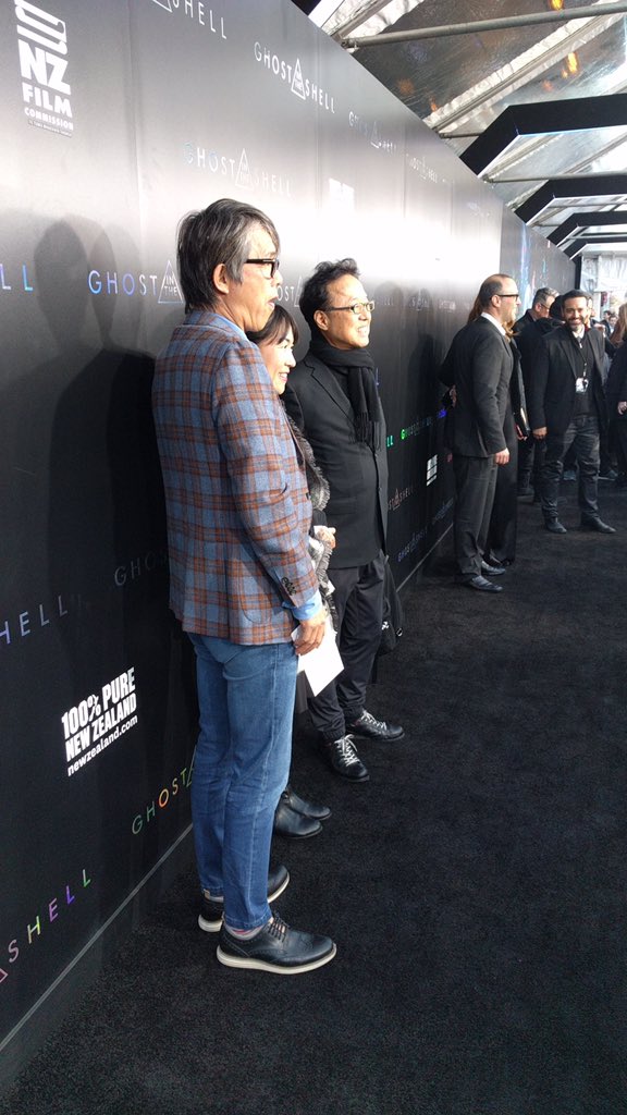 MakiTerashima's tweet photo. Red carpet with the two Japaneses EP's #ghostintgeshell #NyPremiere https://t.co/pVNd15A4iZ