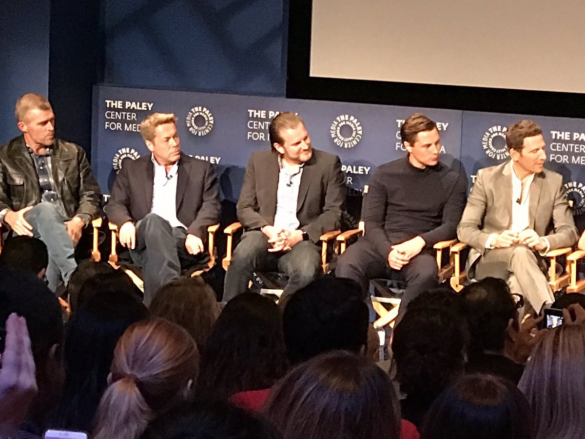 ArgPrisonBreak's tweet photo. .@PrisonBreak #PanelLive panel shot. https://t.co/peEvwUsMWd