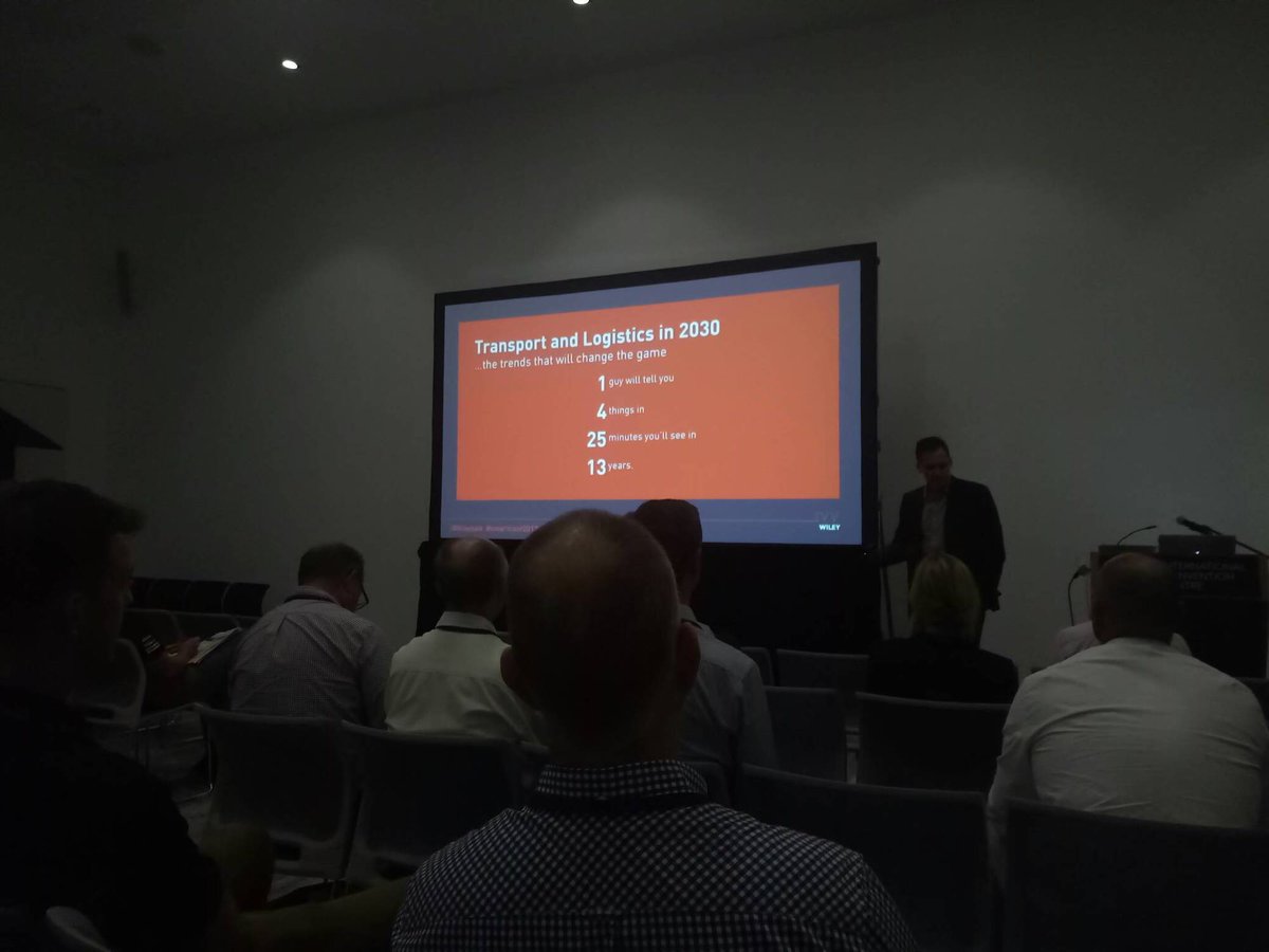NathanGHarman's tweet photo. Looking into the future #smartconf2017 - https://t.co/5H9g4qtew8 https://t.co/LzwyPTq4fZ