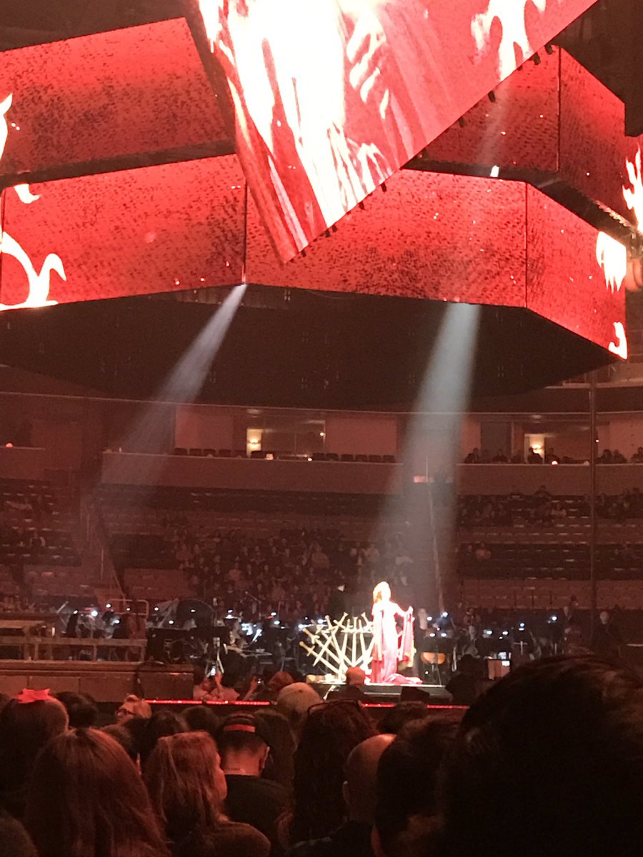 GoT_Tyrion's tweet photo. When they start playing Rains of Castamere and you start looking for the exit... #GameofThronesLive @Djawadi_Ramin https://t.co/VXT9yVjHlI