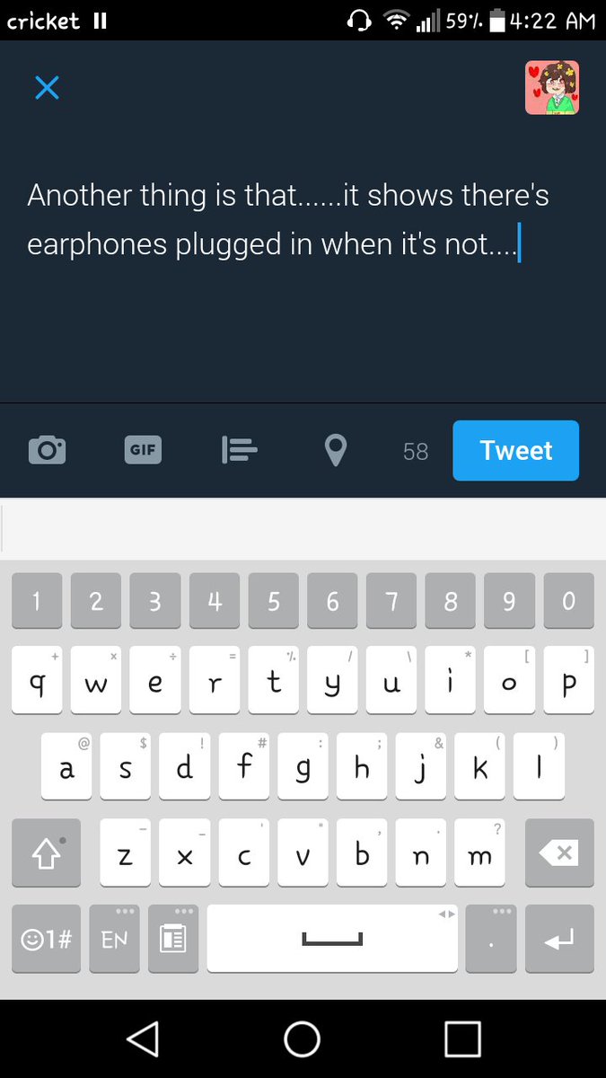 ProtectorChara's tweet image. Another thing is that......it shows there's earphones plugged in when it's not....