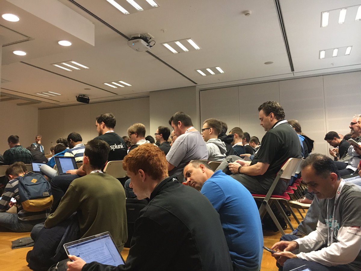 dgageot's tweet image. Need a bigger room for @justincormack!! #containerd #CloudNativeCon