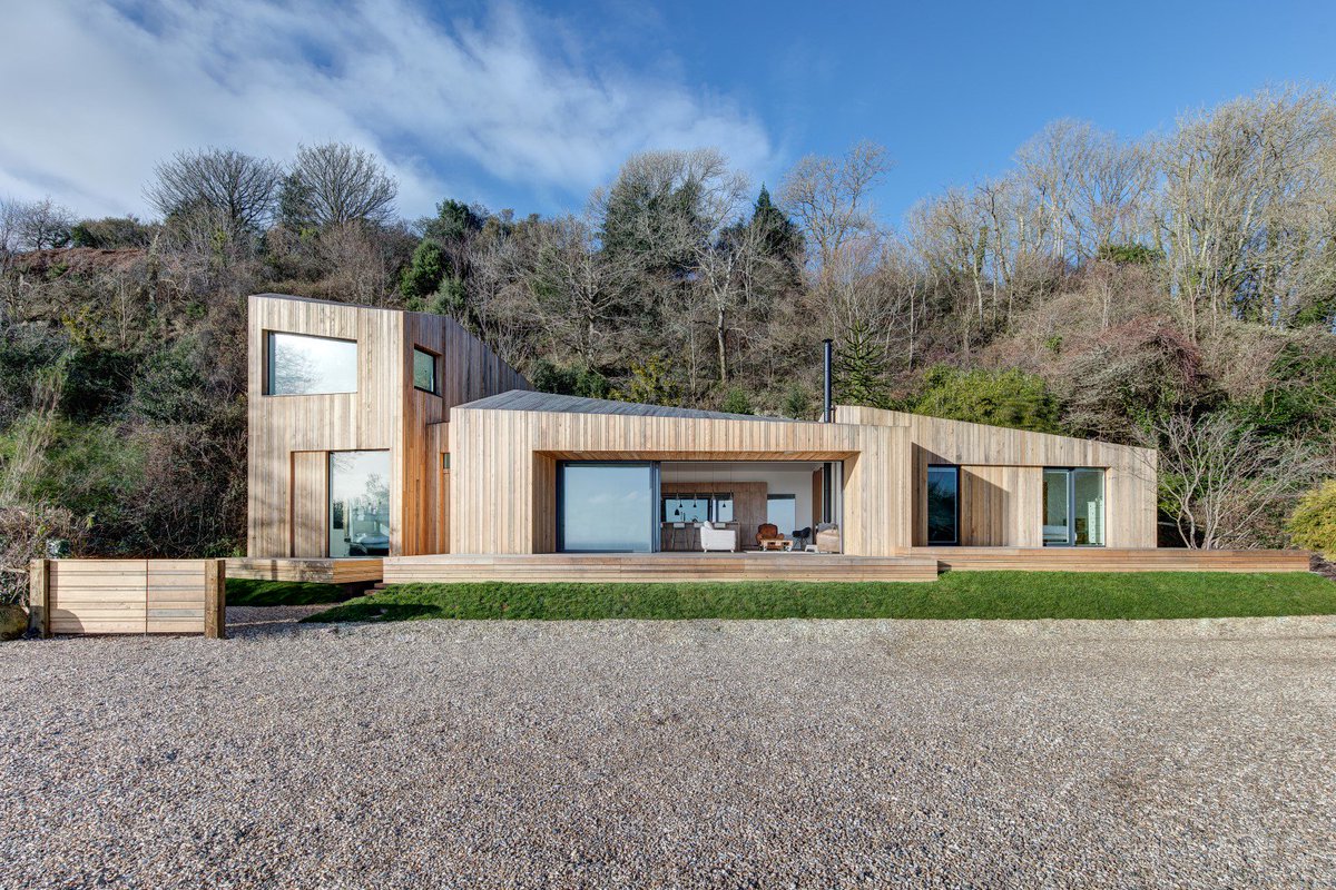 ARDesign_Studio's tweet photo. Excited to announce that The Crow's Nest has been shortlisted for a @RIBA #Award. @RIBASouthWest https://t.co/InvLVF4Pln #archtiecture https://t.co/0VlYOsSCYm